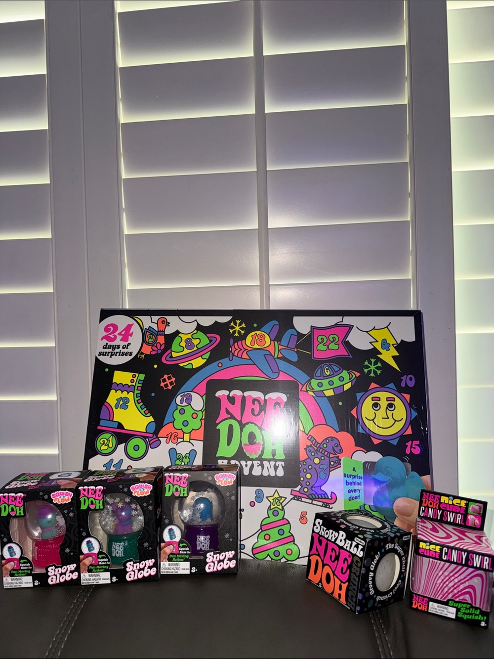 NEEDOH ULTIMATE Holiday Bundle Advent Calendar, Candy Swirl &3️⃣Snow Globe set☃️